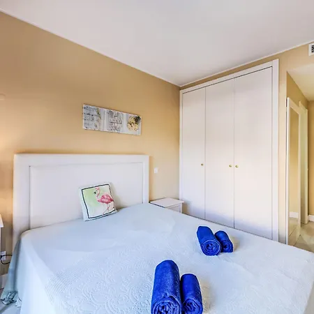 Lux Rocha By Interhome *