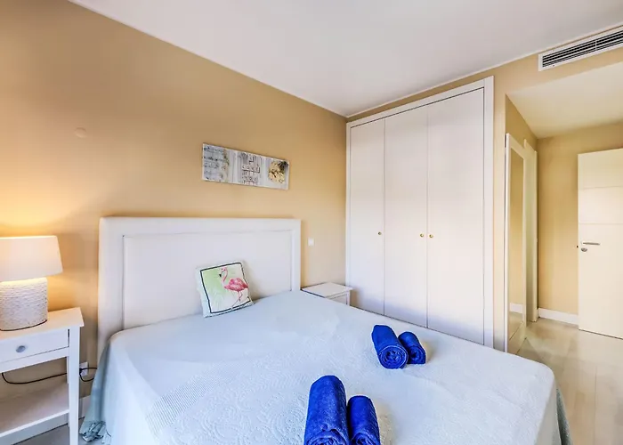 Lux Rocha By Interhome *