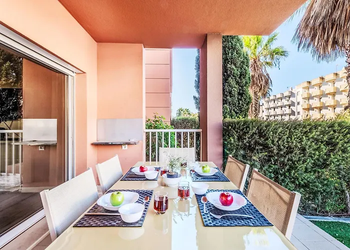 Апартаменты Lux Rocha By Interhome